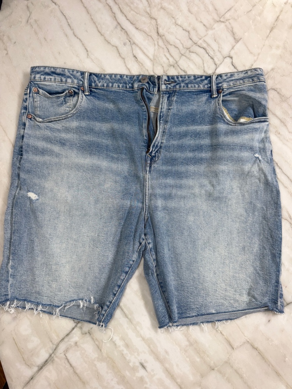 Men’s American Eagle flex+ denim shorts size 44